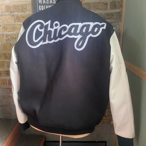 MLB CHICAGO WHITE SOX CLASSIC WOOL MEN'S VARSITY JACKET - Picture 3 of 11